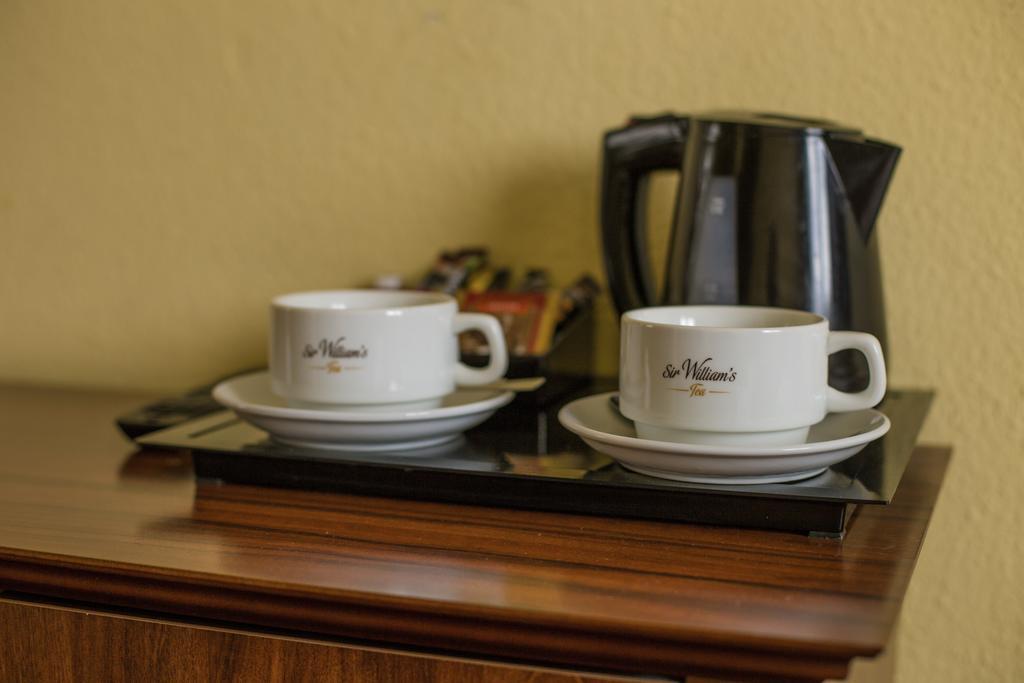 Hotel Grant Leszno  Dış mekan fotoğraf